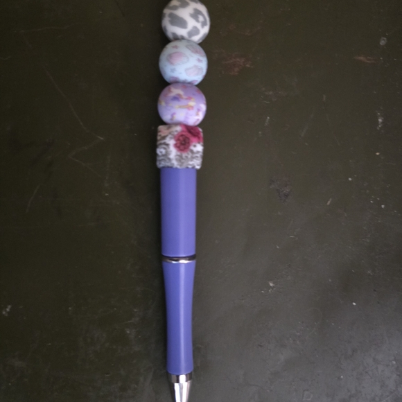 Purple and Patterned Beaded Pen - Picture 1 of 1